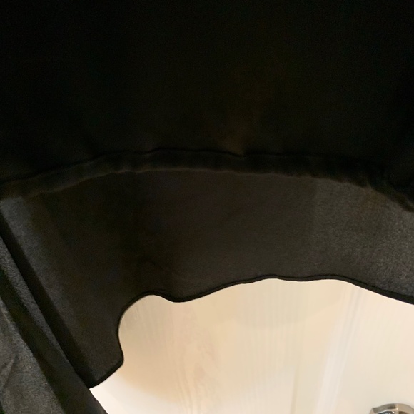 BCBGMaxAzria Black Sleeveless Assymetrical Blouse, Size XXS - Picture 5 of 6